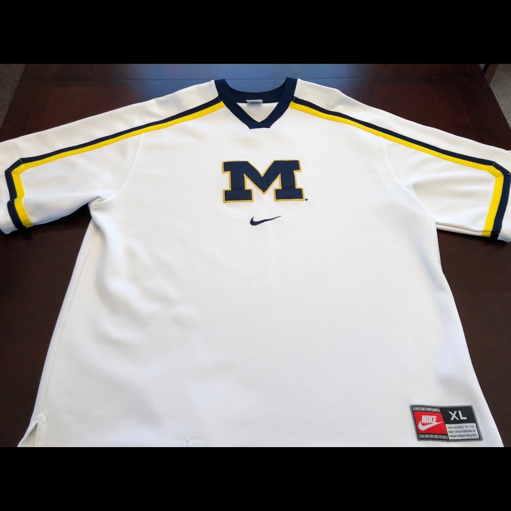 Nike University of Michigan tee shirt